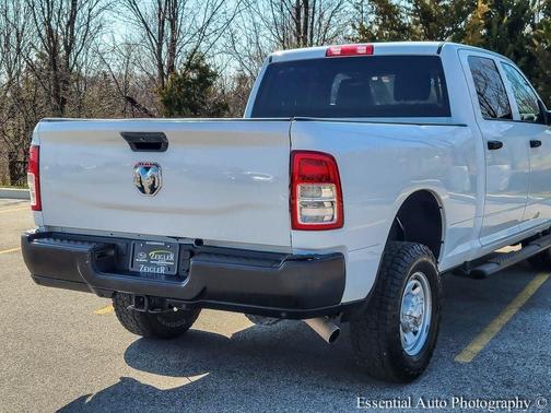 Bright White Clearcoat 2022 RAM 2500 Tradesman