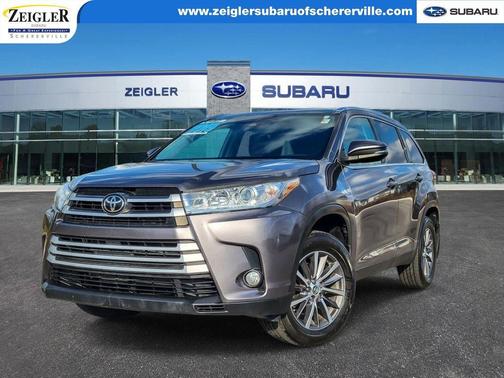 Predawn Gray Mica 2019 Toyota Highlander