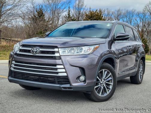 Predawn Gray Mica 2019 Toyota Highlander