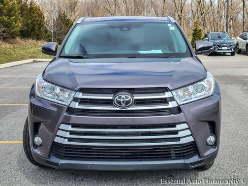 Predawn Gray Mica 2019 Toyota Highlander
