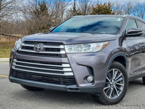Predawn Gray Mica 2019 Toyota Highlander