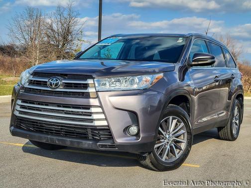 Predawn Gray Mica 2019 Toyota Highlander