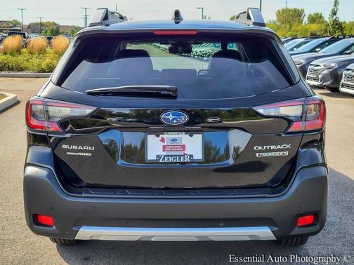 2025 Subaru Outback Touring XT