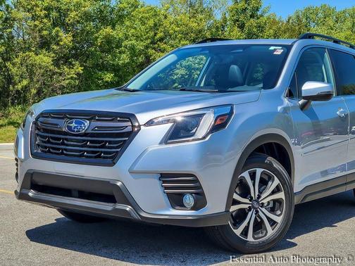 Ice Silver Metallic 2023 Subaru Forester Limited