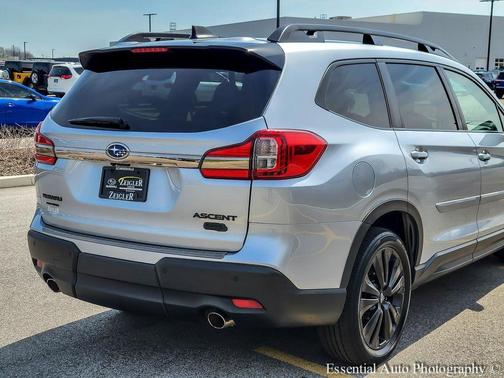 Ice Silver Metallic 2022 Subaru Ascent Onyx Edition