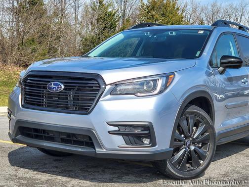 Ice Silver Metallic 2022 Subaru Ascent Onyx Edition