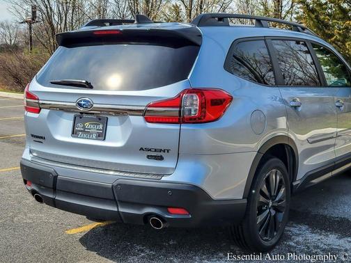 Ice Silver Metallic 2022 Subaru Ascent Onyx Edition