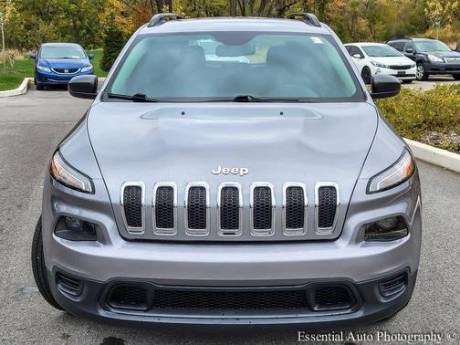 2016 Jeep Cherokee Sport