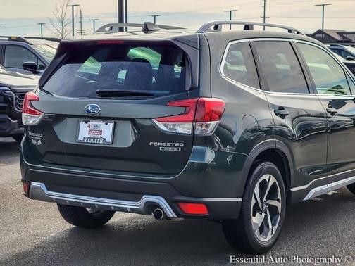 2023 Subaru Forester Touring