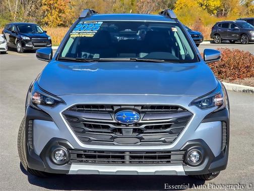 2025 Subaru Outback Touring XT