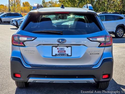 2025 Subaru Outback Touring XT