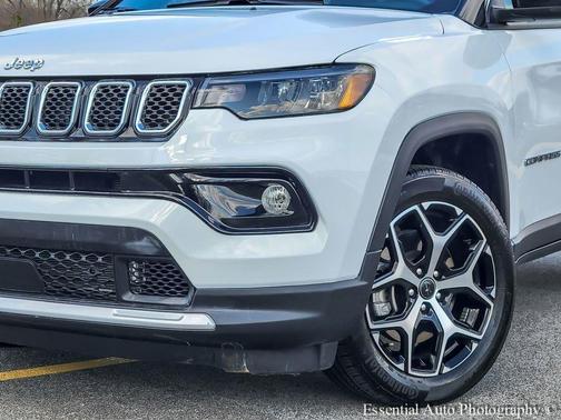 Bright White Clearcoat 2025 Jeep Compass Limited