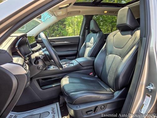 2023 INFINITI QX60 SENSORY