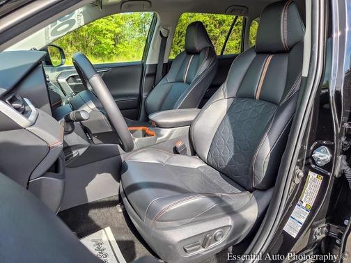 2022 Toyota RAV4 Adventure