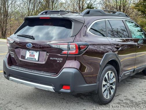 Crystal White Pearl 2024 Subaru Outback Limited XT