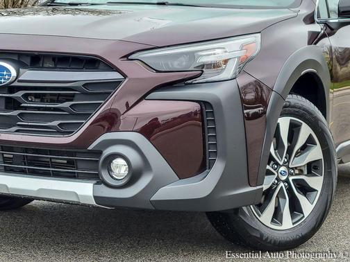 Crystal White Pearl 2024 Subaru Outback Limited XT