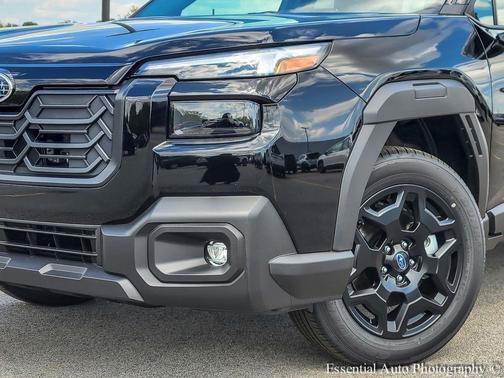 Crystal Black Silica 2026 Subaru Outback Limited
