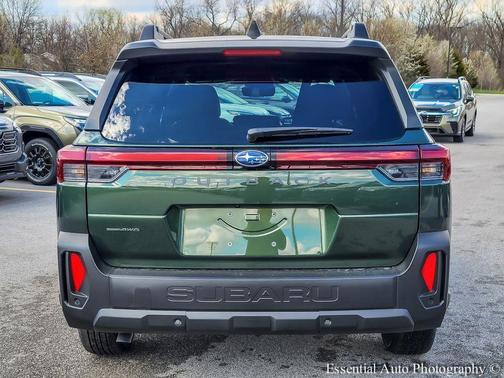 Deep Emerald Green 2026 Subaru Outback Premium