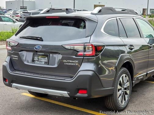 2025 Subaru Outback Touring XT