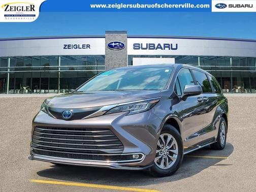 2023 Toyota Sienna XLE