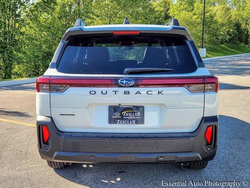 Crystal White Pearl 2026 Subaru Outback Touring XT