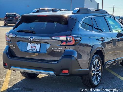 2025 Subaru Outback Touring