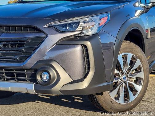 2025 Subaru Outback Touring