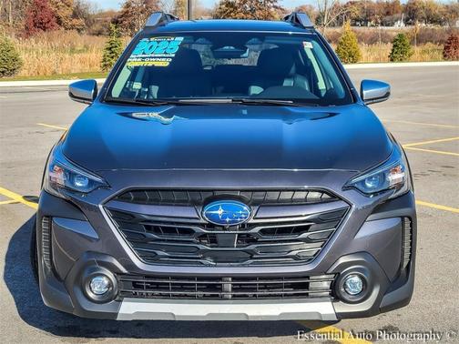 2025 Subaru Outback Touring