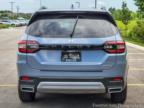 2025 Honda Pilot Touring