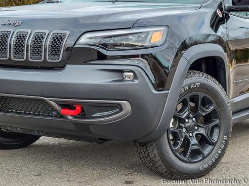 2022 Jeep Cherokee Trailhawk