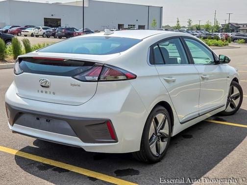 2020 Hyundai IONIQ Hybrid SEL