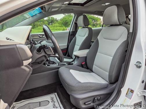 2020 Hyundai IONIQ Hybrid SEL