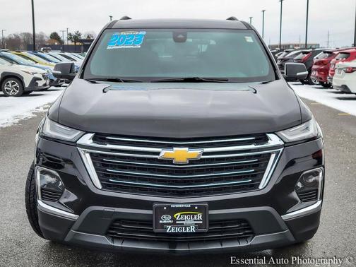 2023 Chevrolet Traverse LT Leather