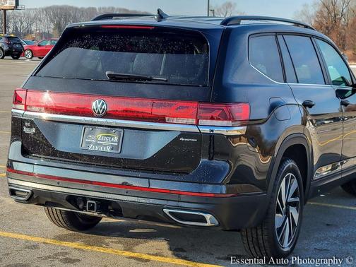 2024 Volkswagen Atlas 2.0T SE
