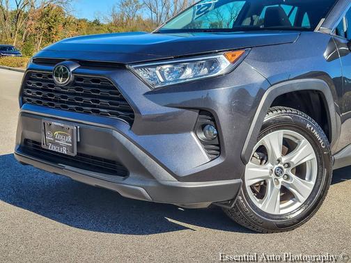 Magnetic Gray Metallic 2019 Toyota RAV4 XLE