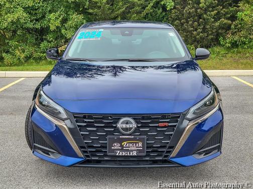Deep Blue Pearl 2024 Nissan Altima 2.5 SR