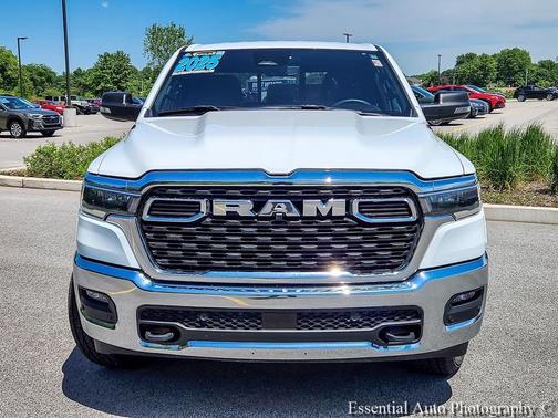 Bright White Clearcoat 2025 RAM 1500 Big Horn/Lone Star