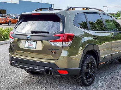 Autumn Green Metallic 2025 Subaru Forester Wilderness