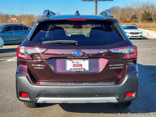 2025 Subaru Outback Touring XT