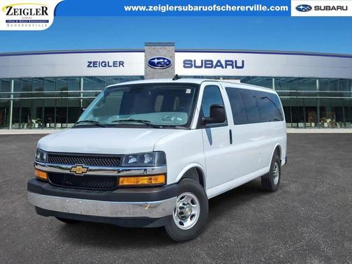 Summit White 2025 Chevrolet Express 3500 LT
