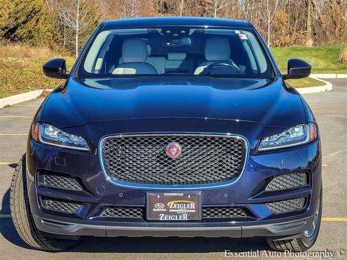 2017 Jaguar F-PACE 35t Prestige