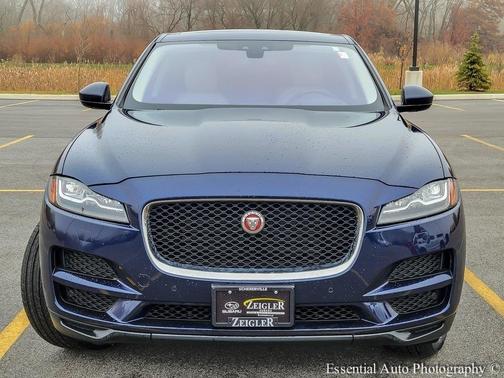 2017 Jaguar F-PACE 35t Prestige