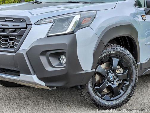 Ice Silver Metallic 2023 Subaru Forester Wilderness
