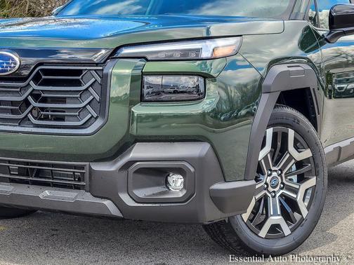 Deep Emerald Green 2026 Subaru Outback Touring XT