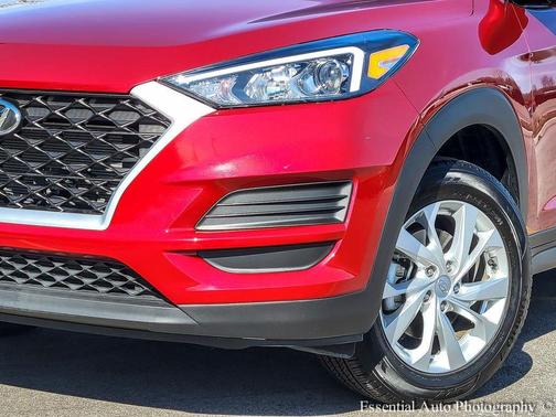 2021 Hyundai TUCSON SE