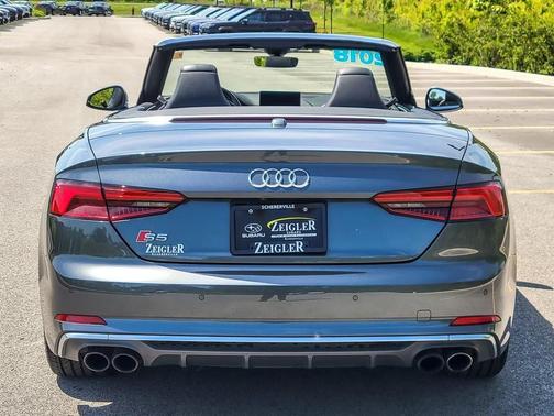 Daytona Gray Pearl Effect w/ Black Roof 2018 Audi S5 3.0T Premium Plus