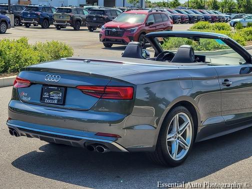 Daytona Gray Pearl Effect w/ Black Roof 2018 Audi S5 3.0T Premium Plus