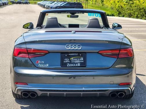 Daytona Gray Pearl Effect w/ Black Roof 2018 Audi S5 3.0T Premium Plus