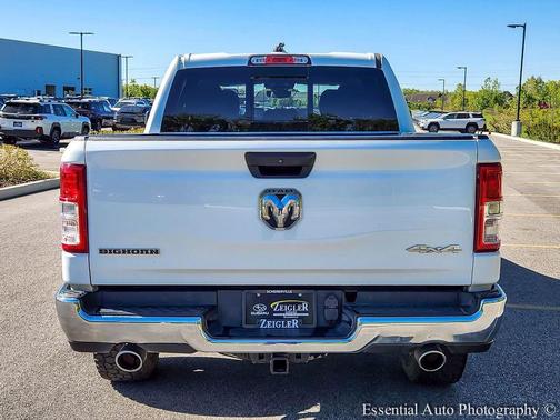 Bright White Clearcoat 2023 RAM 1500 Big Horn