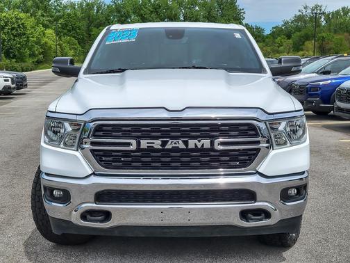 Bright White Clearcoat 2023 RAM 1500 Big Horn